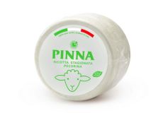 PINNA Ricotta Pecora Stagionata Prijs x Kg (±3,00Kg)