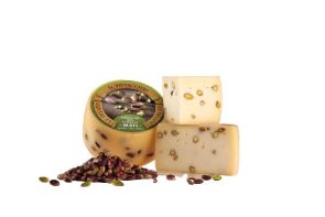 BUSTI Pecorino al Pistacchio Prijs x Kg (±1,20Kg)